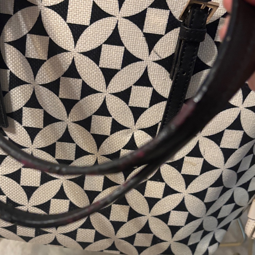 Spartina 449 Black and Cream Kiawah Geometric Pattern Tote - Picture 13 of 13